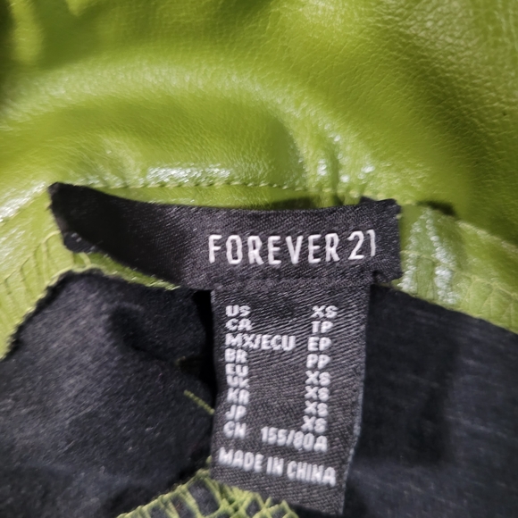 Forever 21 Lime Leather Skirt - Picture 3 of 3